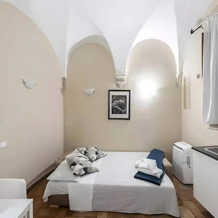 Fram Delle Grotte * Roma